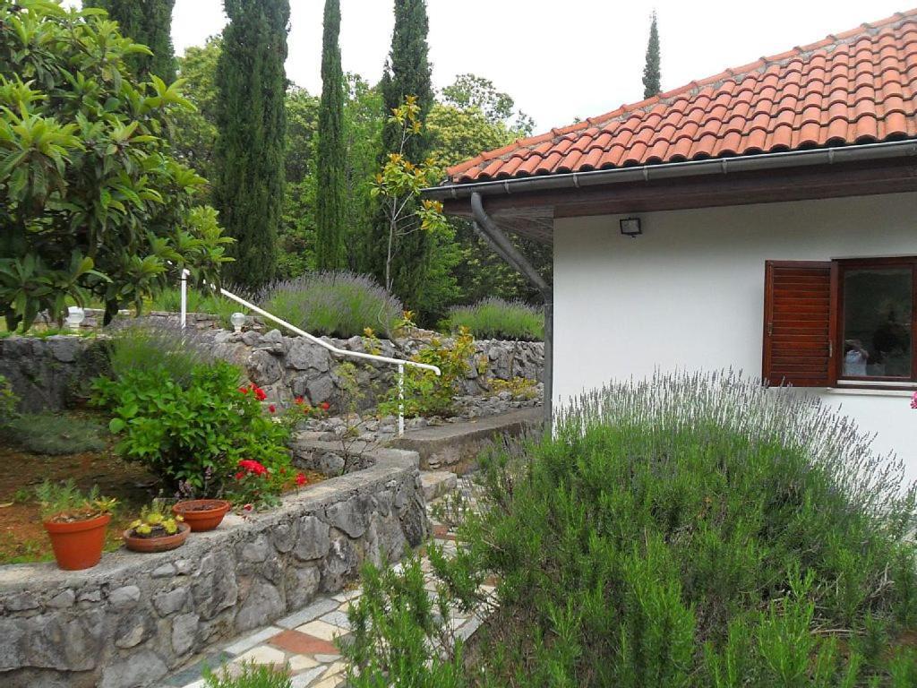 Villa Mittler Ловран Экстерьер фото